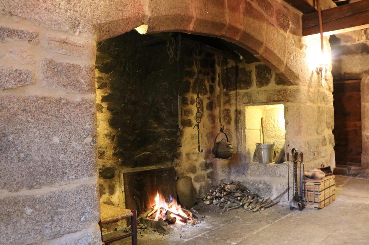 Le Petit Chateau Du Villard Le Malzieu-Forain Luaran gambar