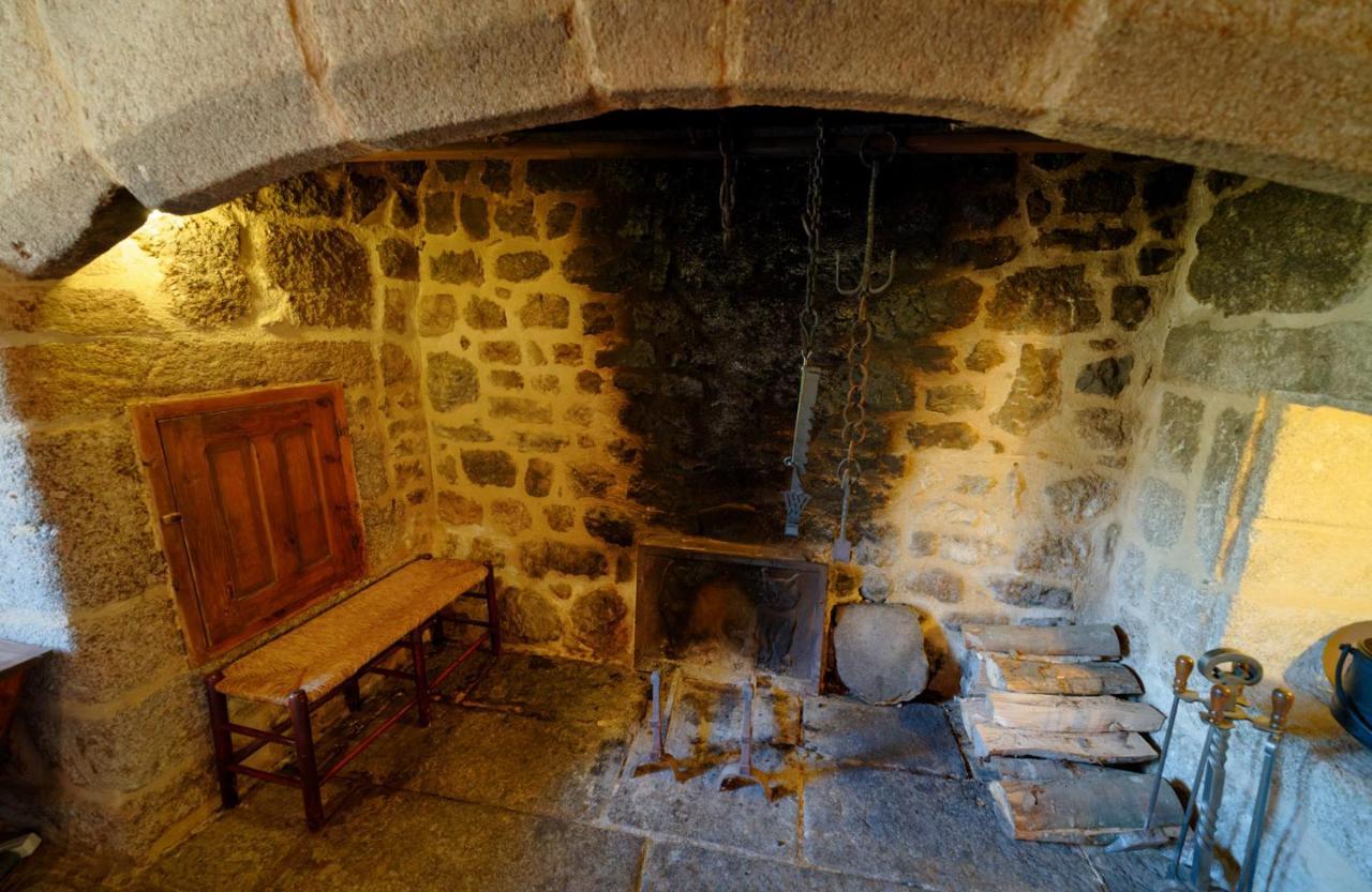 Le Petit Chateau Du Villard Le Malzieu-Forain Luaran gambar