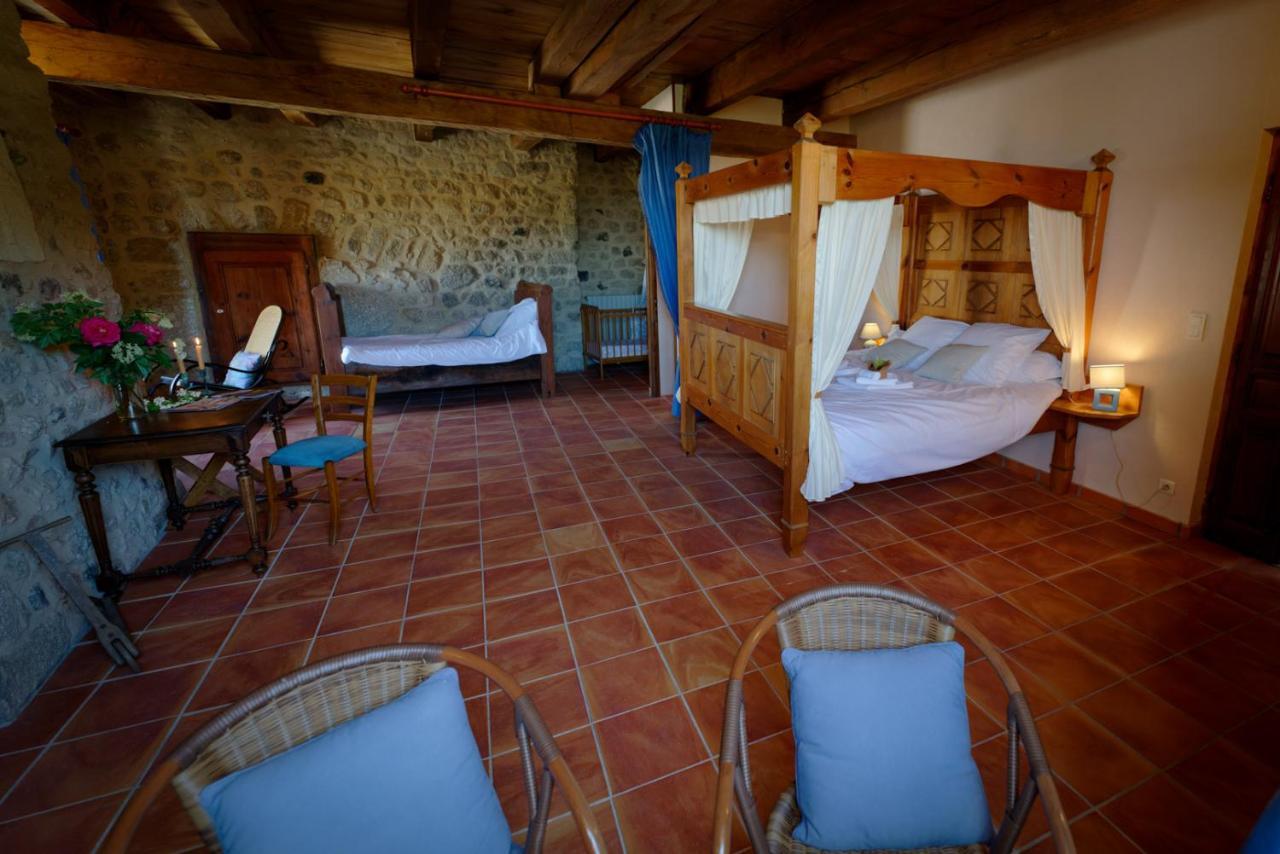 Le Petit Chateau Du Villard Le Malzieu-Forain Luaran gambar