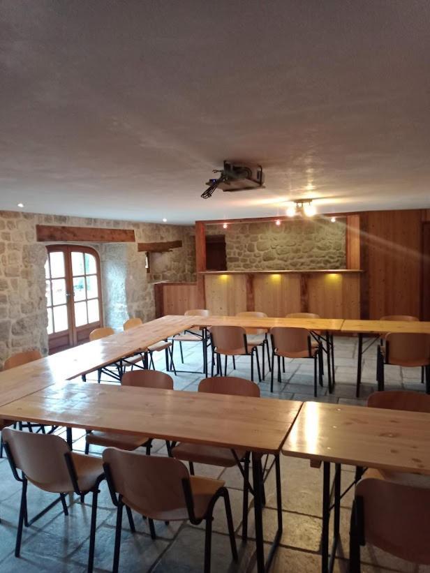 Le Petit Chateau Du Villard Le Malzieu-Forain Luaran gambar