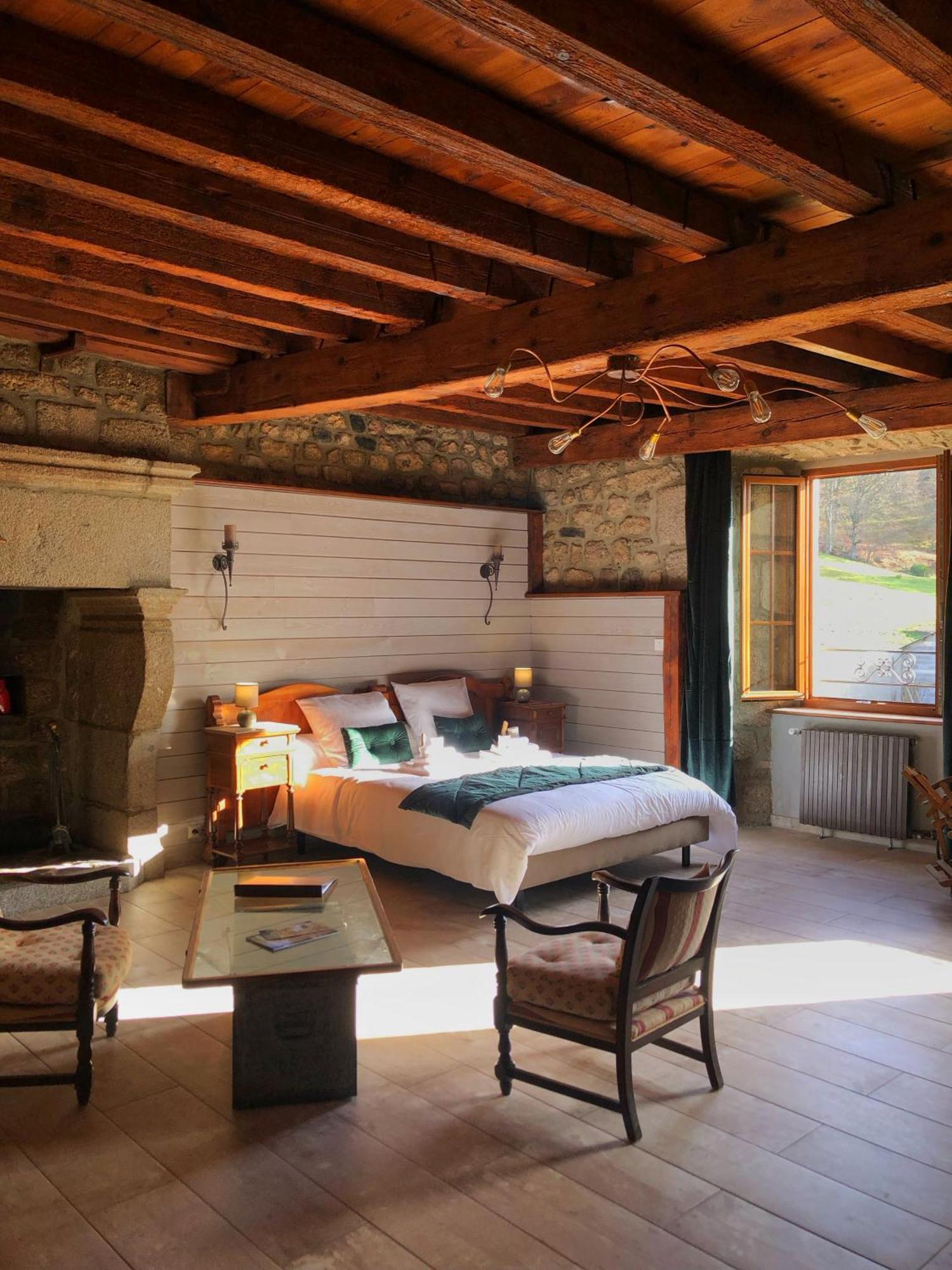 Le Petit Chateau Du Villard Le Malzieu-Forain Luaran gambar